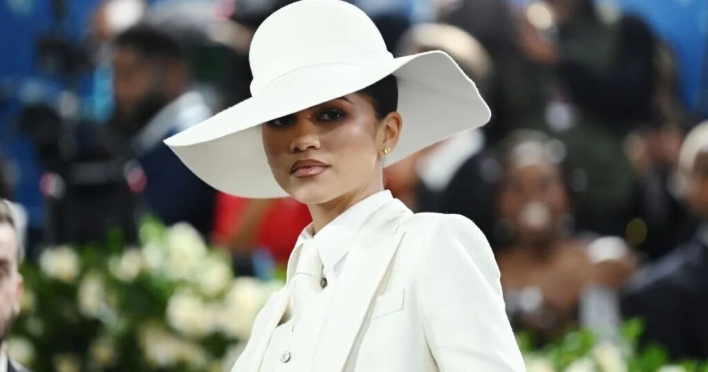 celebrity red carpet riddles