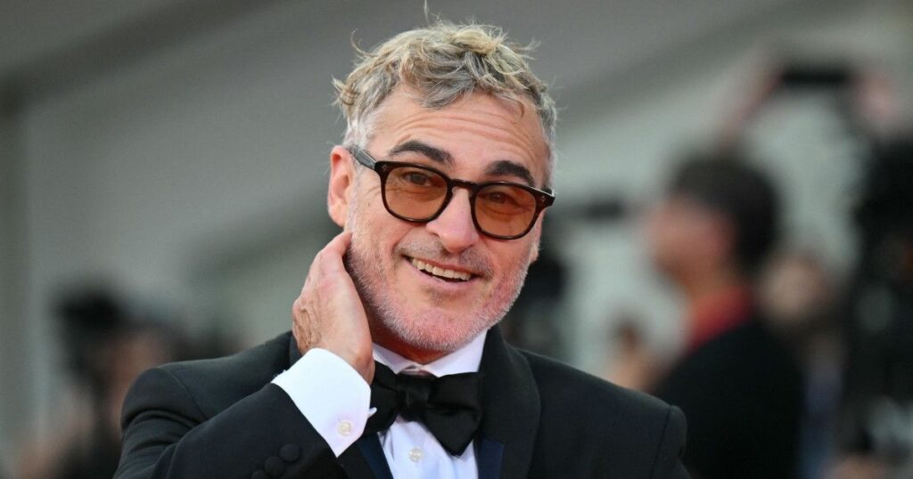 joaquin phoenix trivia riddles
